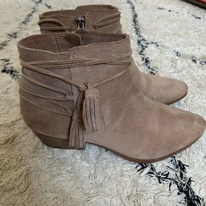 Vince Camuto Booties